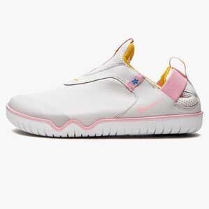 Nike zoom pulse vast lite gray and Pink Slip-On Shoes woman’s 10.5